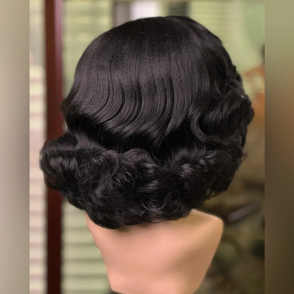 Femme Fatale Black Lacefront Wig - Picture 4 of 4